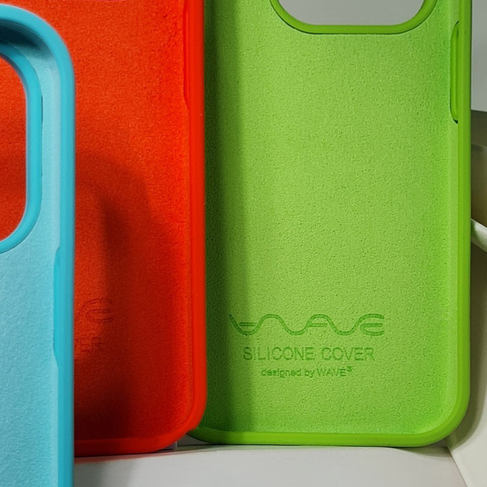 WAVE Full Silicone Cover iPhone 13 Pro - фото 1